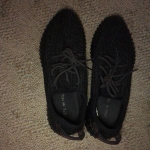 Yeezy pirate black size 12